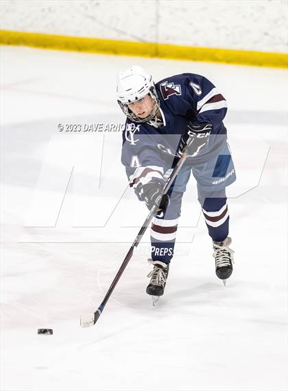 Thumbnail 1 in Yarmouth/Freeport vs. Cheverus/Kennebunk/OldOrchard/Windham (MPA State Final) photogallery.
