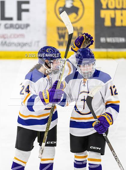 Thumbnail 3 in Yarmouth/Freeport vs. Cheverus/Kennebunk/OldOrchard/Windham (MPA State Final) photogallery.