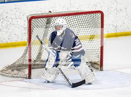 Thumbnail 3 in Yarmouth/Freeport vs. Cheverus/Kennebunk/OldOrchard/Windham (MPA State Final) photogallery.