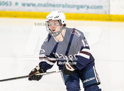 Thumbnail 3 in Yarmouth/Freeport vs. Cheverus/Kennebunk/OldOrchard/Windham (MPA State Final) photogallery.