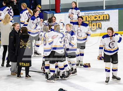 Thumbnail 3 in Yarmouth/Freeport vs. Cheverus/Kennebunk/OldOrchard/Windham (MPA State Final) photogallery.