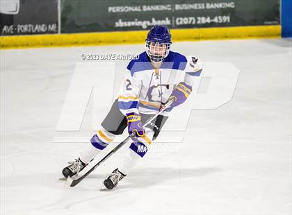 Thumbnail 3 in Yarmouth/Freeport vs. Cheverus/Kennebunk/OldOrchard/Windham (MPA State Final) photogallery.