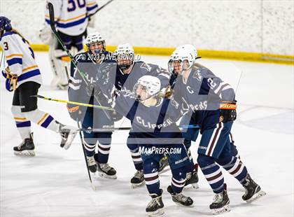 Thumbnail 1 in Yarmouth/Freeport vs. Cheverus/Kennebunk/OldOrchard/Windham (MPA State Final) photogallery.