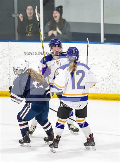 Thumbnail 3 in Yarmouth/Freeport vs. Cheverus/Kennebunk/OldOrchard/Windham (MPA State Final) photogallery.