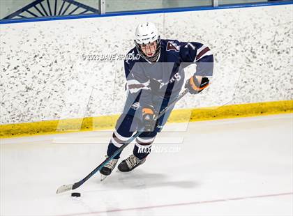 Thumbnail 2 in Yarmouth/Freeport vs. Cheverus/Kennebunk/OldOrchard/Windham (MPA State Final) photogallery.
