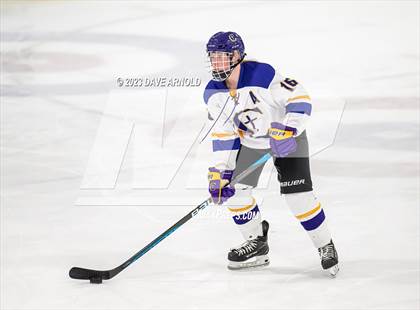 Thumbnail 3 in Yarmouth/Freeport vs. Cheverus/Kennebunk/OldOrchard/Windham (MPA State Final) photogallery.