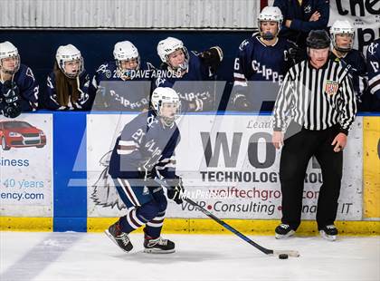 Thumbnail 3 in Yarmouth/Freeport vs. Cheverus/Kennebunk/OldOrchard/Windham (MPA State Final) photogallery.