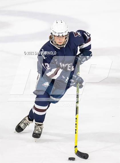 Thumbnail 2 in Yarmouth/Freeport vs. Cheverus/Kennebunk/OldOrchard/Windham (MPA State Final) photogallery.