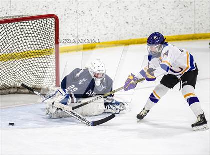 Thumbnail 1 in Yarmouth/Freeport vs. Cheverus/Kennebunk/OldOrchard/Windham (MPA State Final) photogallery.