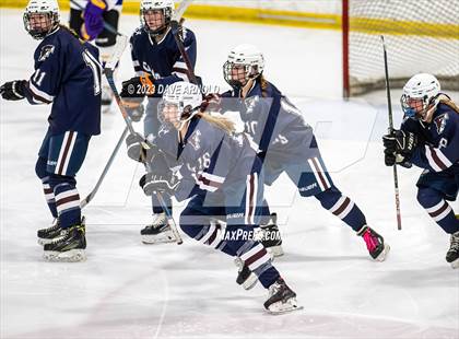 Thumbnail 1 in Yarmouth/Freeport vs. Cheverus/Kennebunk/OldOrchard/Windham (MPA State Final) photogallery.