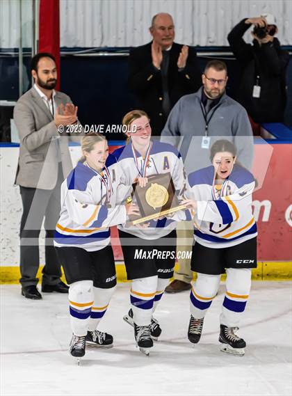 Thumbnail 2 in Yarmouth/Freeport vs. Cheverus/Kennebunk/OldOrchard/Windham (MPA State Final) photogallery.