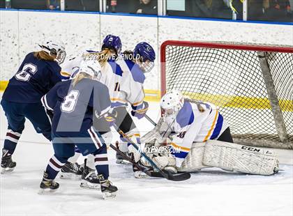 Thumbnail 2 in Yarmouth/Freeport vs. Cheverus/Kennebunk/OldOrchard/Windham (MPA State Final) photogallery.