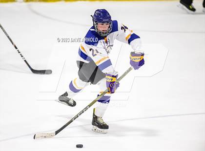 Thumbnail 3 in Yarmouth/Freeport vs. Cheverus/Kennebunk/OldOrchard/Windham (MPA State Final) photogallery.