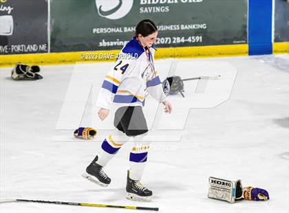 Thumbnail 1 in Yarmouth/Freeport vs. Cheverus/Kennebunk/OldOrchard/Windham (MPA State Final) photogallery.