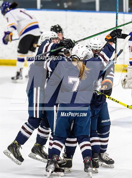 Thumbnail 2 in Yarmouth/Freeport vs. Cheverus/Kennebunk/OldOrchard/Windham (MPA State Final) photogallery.