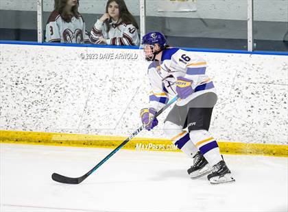 Thumbnail 2 in Yarmouth/Freeport vs. Cheverus/Kennebunk/OldOrchard/Windham (MPA State Final) photogallery.