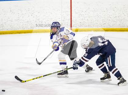 Thumbnail 3 in Yarmouth/Freeport vs. Cheverus/Kennebunk/OldOrchard/Windham (MPA State Final) photogallery.