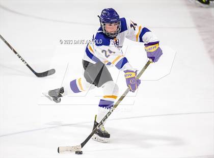 Thumbnail 1 in Yarmouth/Freeport vs. Cheverus/Kennebunk/OldOrchard/Windham (MPA State Final) photogallery.