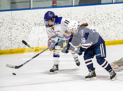Thumbnail 1 in Yarmouth/Freeport vs. Cheverus/Kennebunk/OldOrchard/Windham (MPA State Final) photogallery.