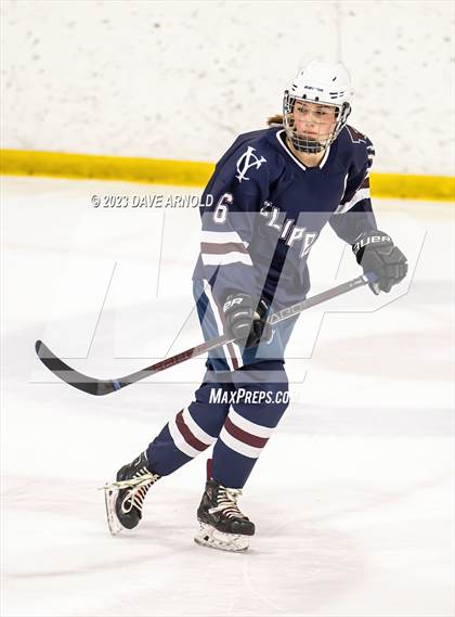Thumbnail 2 in Yarmouth/Freeport vs. Cheverus/Kennebunk/OldOrchard/Windham (MPA State Final) photogallery.