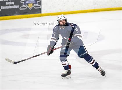 Thumbnail 3 in Yarmouth/Freeport vs. Cheverus/Kennebunk/OldOrchard/Windham (MPA State Final) photogallery.