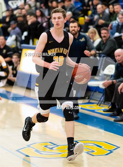 Thumbnail 2 in Mountain View vs. Leland (CIF CCS D2 Championship) photogallery.