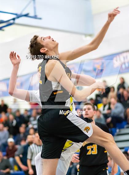 Thumbnail 3 in Mountain View vs. Leland (CIF CCS D2 Championship) photogallery.