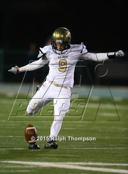 Thumbnail 1 in Elk Grove vs. Folsom (CIF SJS D-1 Final) photogallery.
