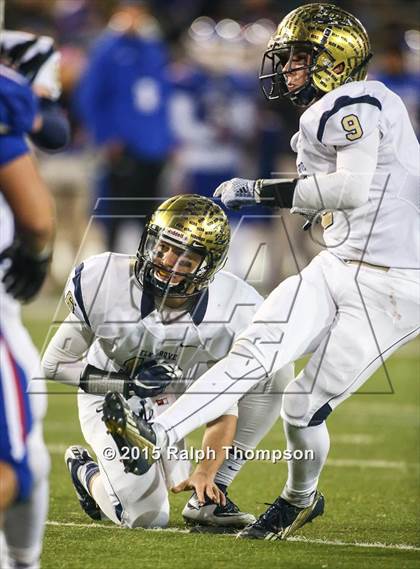 Thumbnail 3 in Elk Grove vs. Folsom (CIF SJS D-1 Final) photogallery.