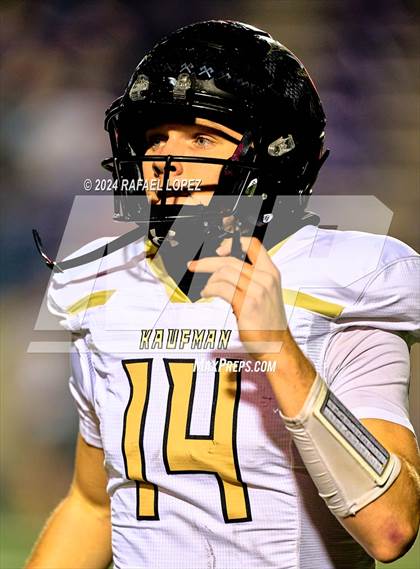 Thumbnail 2 in Kaufman vs. Port Neches-Groves (UIL 5A D2 Football Area) photogallery.