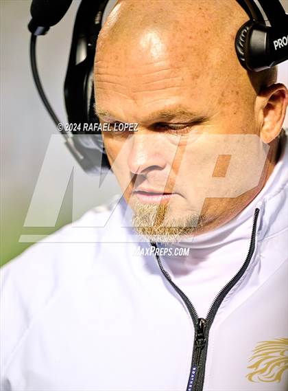 Thumbnail 2 in Kaufman vs. Port Neches-Groves (UIL 5A D2 Football Area) photogallery.