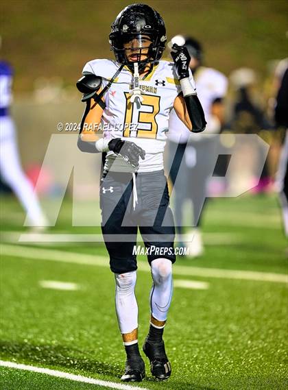 Thumbnail 1 in Kaufman vs. Port Neches-Groves (UIL 5A D2 Football Area) photogallery.
