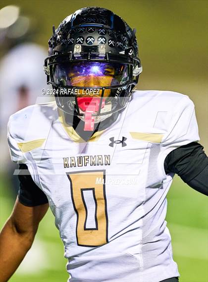 Thumbnail 3 in Kaufman vs. Port Neches-Groves (UIL 5A D2 Football Area) photogallery.