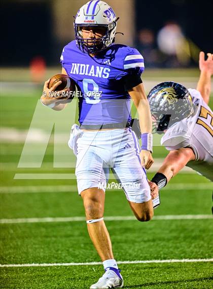 Thumbnail 2 in Kaufman vs. Port Neches-Groves (UIL 5A D2 Football Area) photogallery.