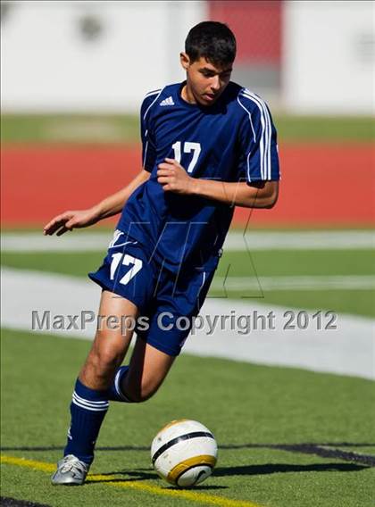 Thumbnail 3 in Pearland vs Lamar Consolidated (Friendswood Invitational) photogallery.