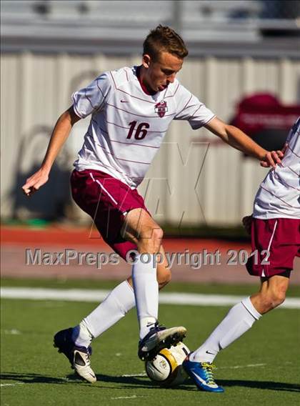 Thumbnail 3 in Pearland vs Lamar Consolidated (Friendswood Invitational) photogallery.