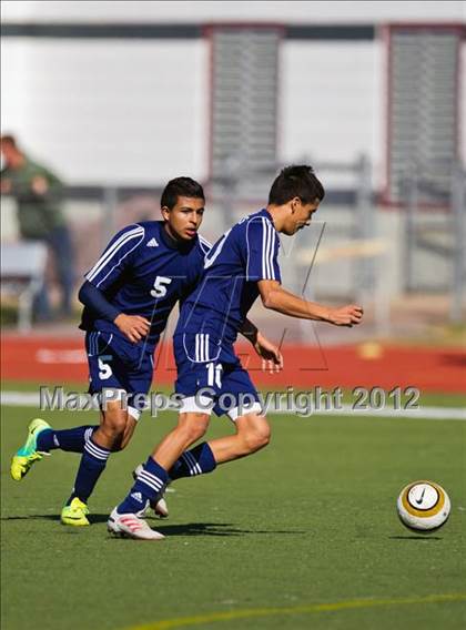 Thumbnail 1 in Pearland vs Lamar Consolidated (Friendswood Invitational) photogallery.
