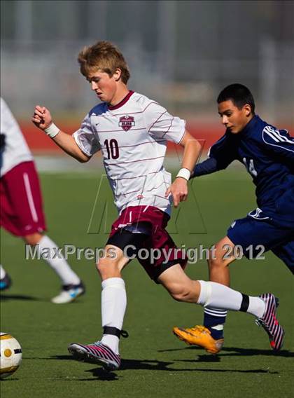 Thumbnail 1 in Pearland vs Lamar Consolidated (Friendswood Invitational) photogallery.