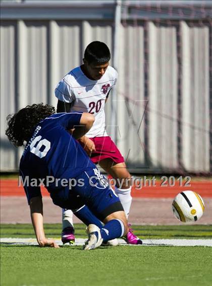 Thumbnail 2 in Pearland vs Lamar Consolidated (Friendswood Invitational) photogallery.