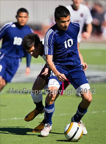 Thumbnail 3 in Pearland vs Lamar Consolidated (Friendswood Invitational) photogallery.