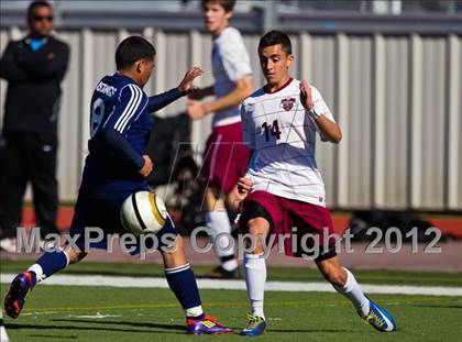 Thumbnail 1 in Pearland vs Lamar Consolidated (Friendswood Invitational) photogallery.