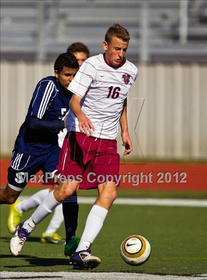 Thumbnail 1 in Pearland vs Lamar Consolidated (Friendswood Invitational) photogallery.