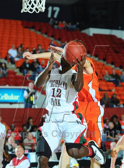 Thumbnail 1 in Highland Park vs. Abilene (KSHSAA State 4A Semifinal) photogallery.