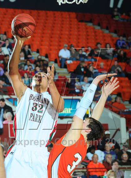Thumbnail 3 in Highland Park vs. Abilene (KSHSAA State 4A Semifinal) photogallery.