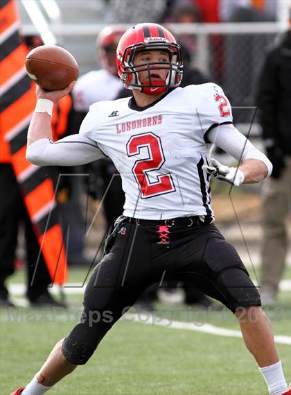 Thumbnail 1 in Hodgeman County vs. Osborne (KSHSAA 8M Division 1 Final) photogallery.