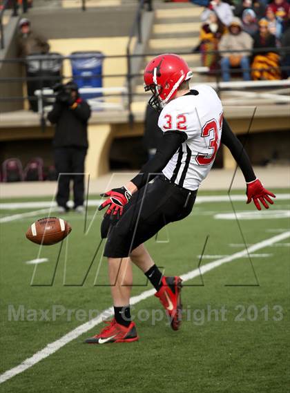Thumbnail 2 in Hodgeman County vs. Osborne (KSHSAA 8M Division 1 Final) photogallery.