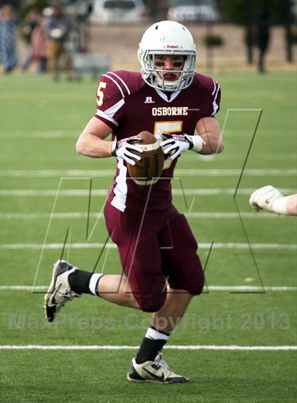 Thumbnail 2 in Hodgeman County vs. Osborne (KSHSAA 8M Division 1 Final) photogallery.