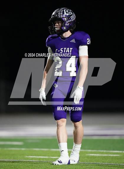 Thumbnail 1 in Crosby vs College Station (UIL 5A Football Division I Region 3 Bi-District Playoff) photogallery.