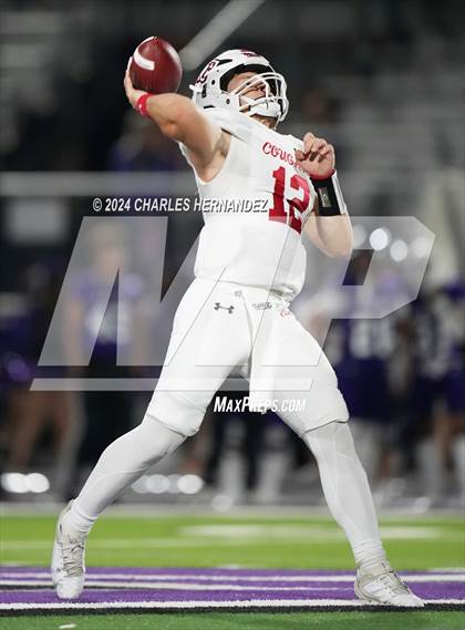 Thumbnail 2 in Crosby vs College Station (UIL 5A Football Division I Region 3 Bi-District Playoff) photogallery.
