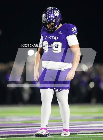 Thumbnail 2 in Crosby vs College Station (UIL 5A Football Division I Region 3 Bi-District Playoff) photogallery.